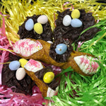  Imagine this: a decadent, silky chocolate Easter egg snugly nestled in a cozy, edible (more) chocolate basket! It’s like the Easter Bunny went a little too wild at the candy store, and we’re here for it. The egg? Pure, velvety chocolate, ready to be cracked open and devoured. The cannoli shells? Crispy to perfection, filled with the sweetest, creamiest raspberry ricotta you can imagine. 